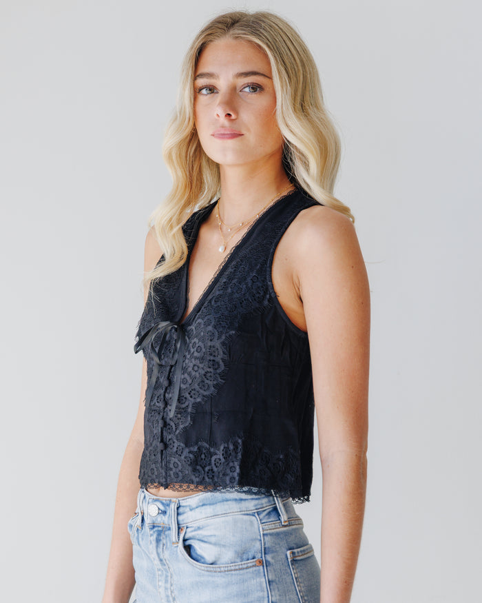 Jaida Vest