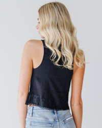 Jaida Vest