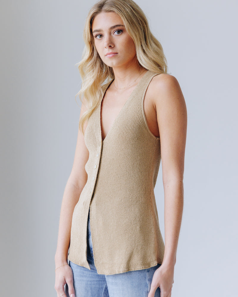 Josie Vest