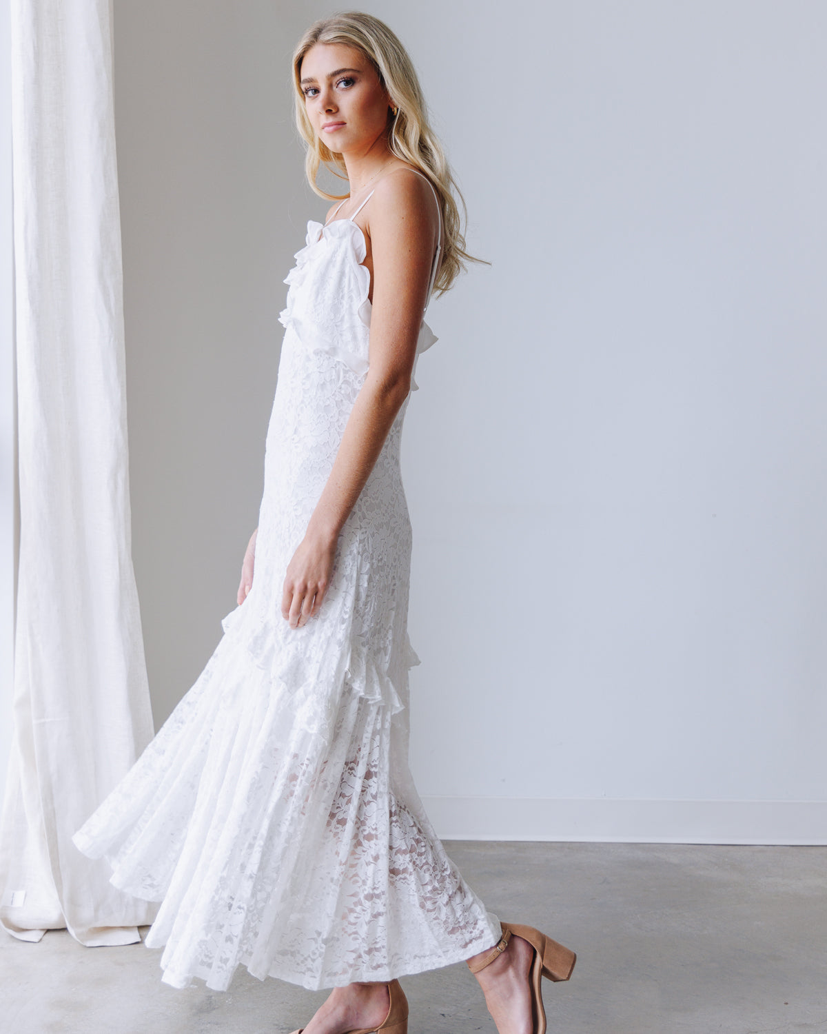 Annabelle Lace Maxi Dress
