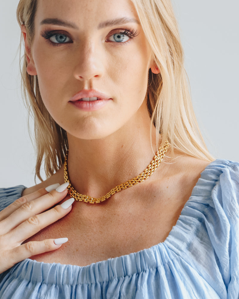 The Net Necklace
